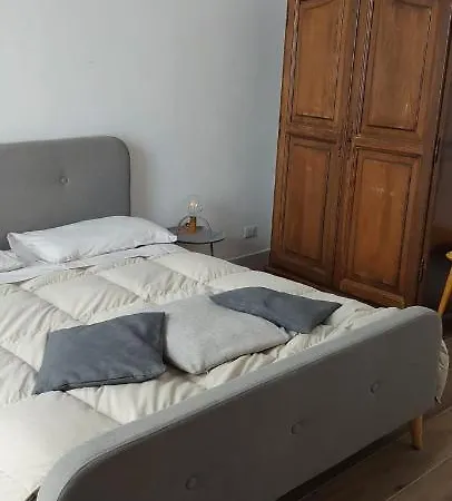 Gusterhouse Bed & Breakfast *